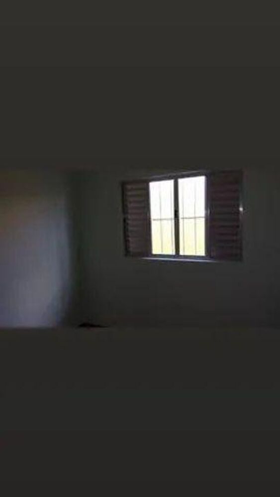 Casa à venda com 2 quartos, 125m² - Foto 2