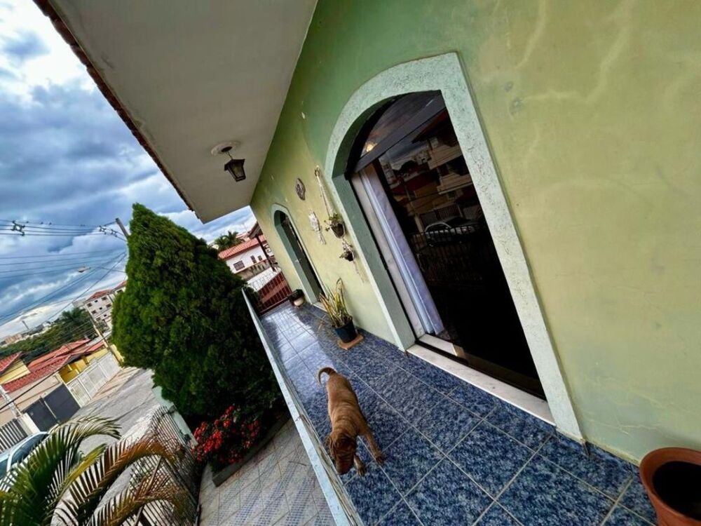 Casa à venda com 3 quartos, 360m² - Foto 8
