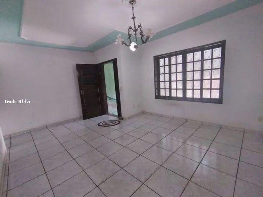 Casa, 3 quartos, 297 m² - Foto 1
