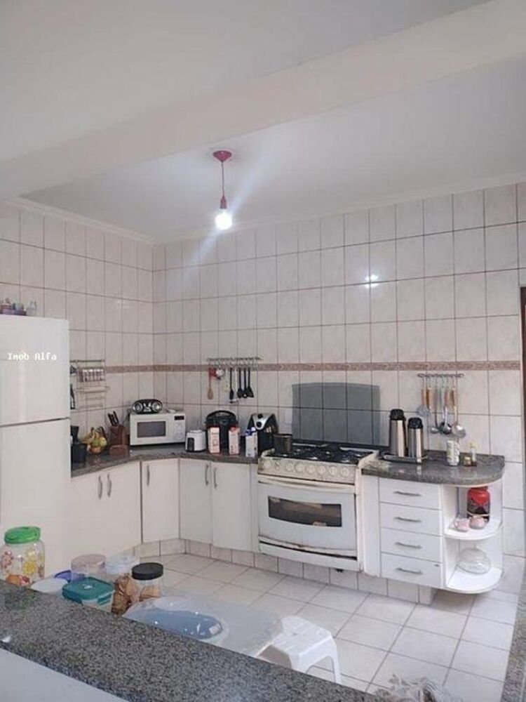 Casa, 3 quartos, 218 m² - Foto 3