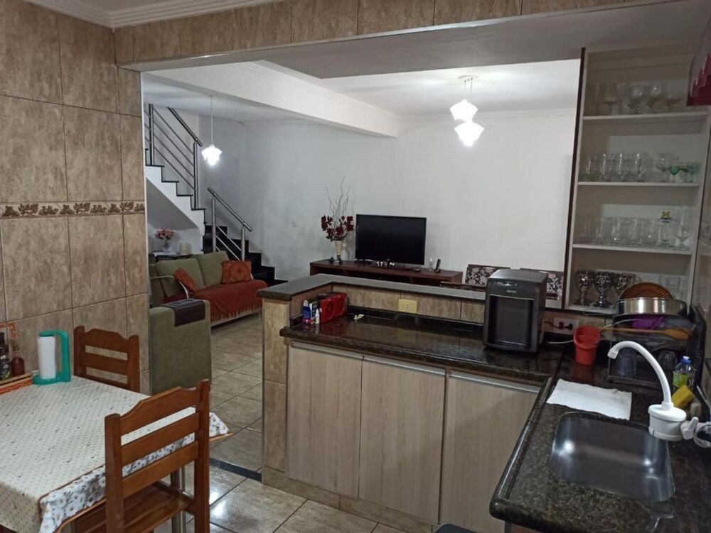 Casa, 2 quartos, 182 m² - Foto 2