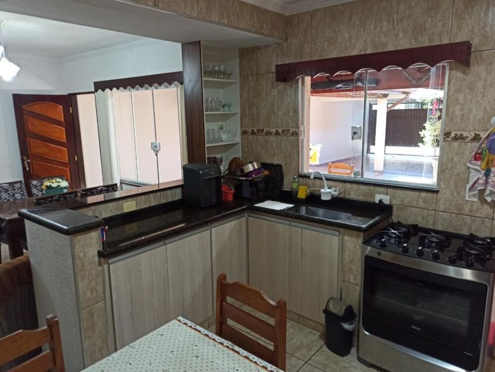 Casa, 2 quartos, 182 m² - Foto 1
