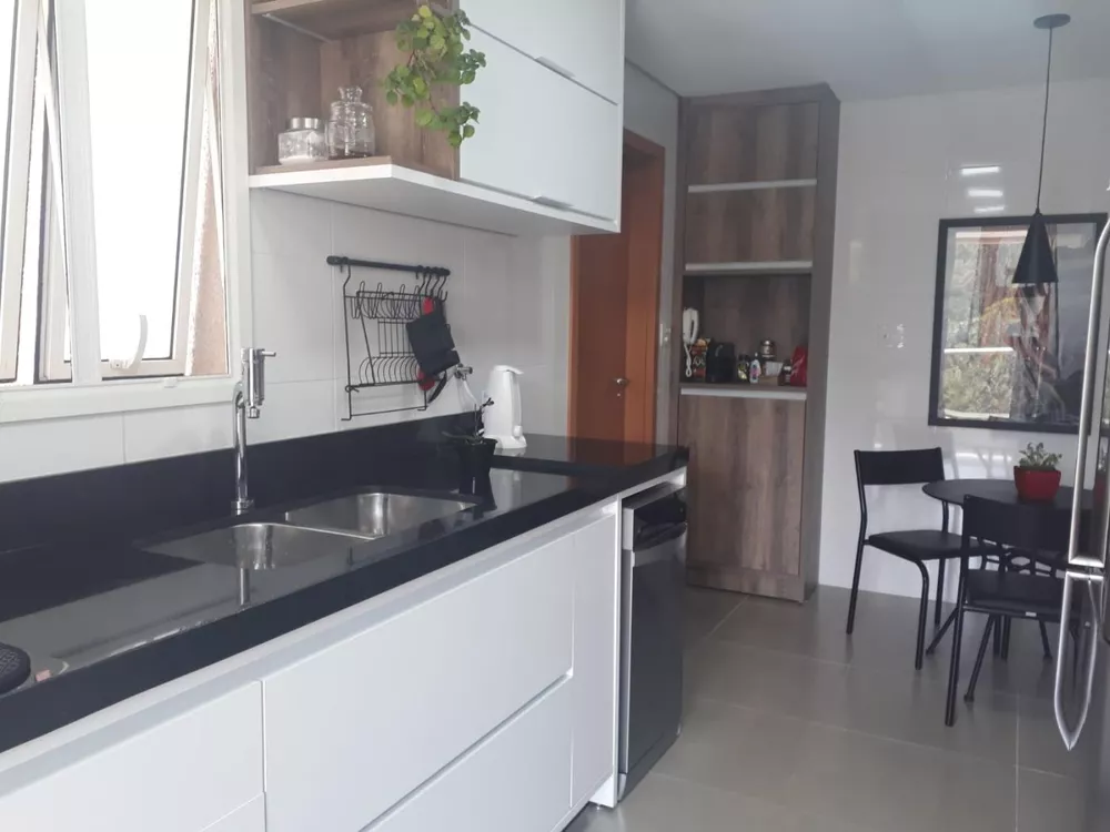 Apartamento, 3 quartos, 172 m² - Foto 2