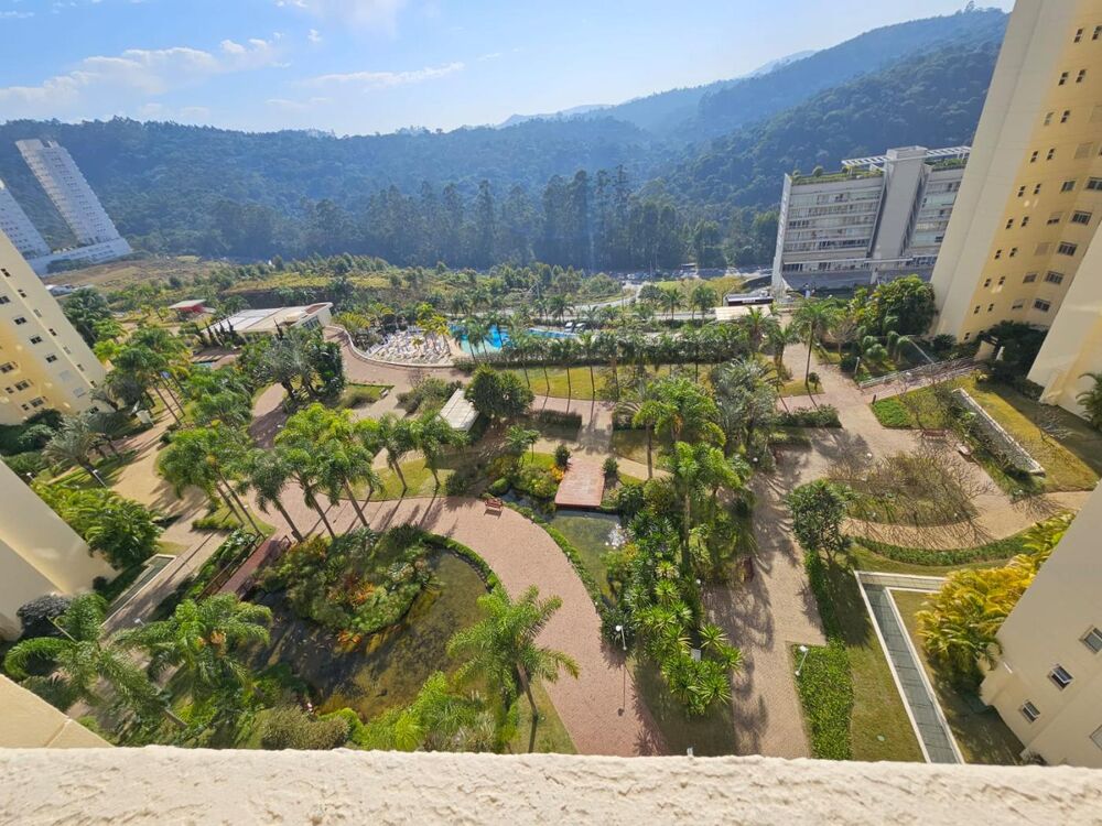 Apartamento à venda com 3 quartos, 133m² - Foto 2