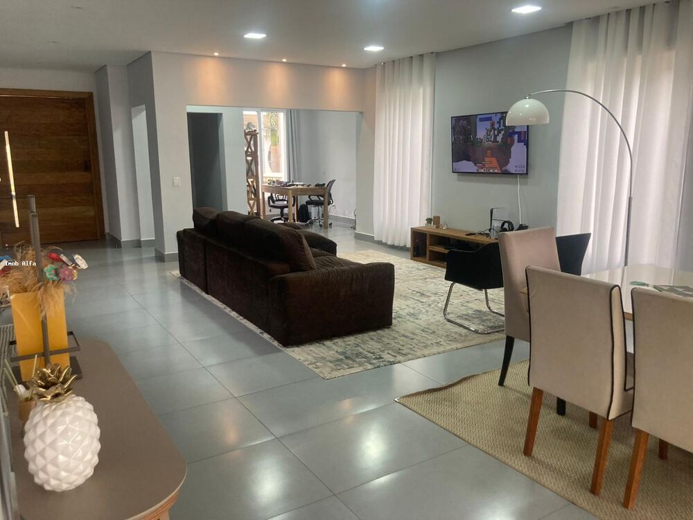 Casa, 4 quartos, 346 m² - Foto 1
