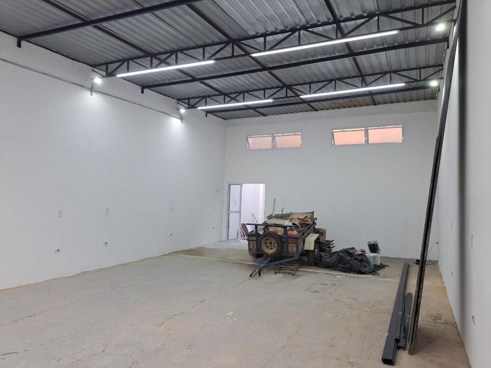 Casa à venda com 5 quartos, 170m² - Foto 3