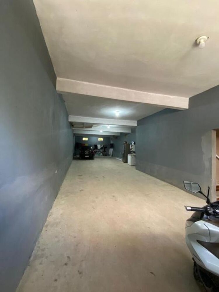 Casa à venda com 3 quartos, 170m² - Foto 2