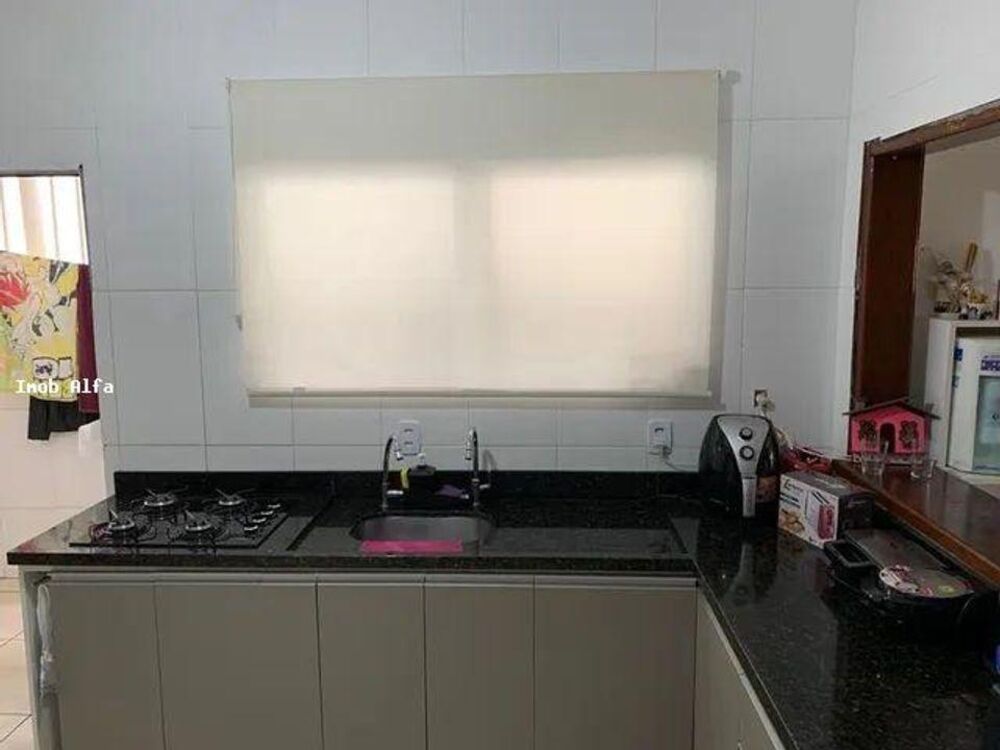 Casa, 3 quartos, 257 m² - Foto 2