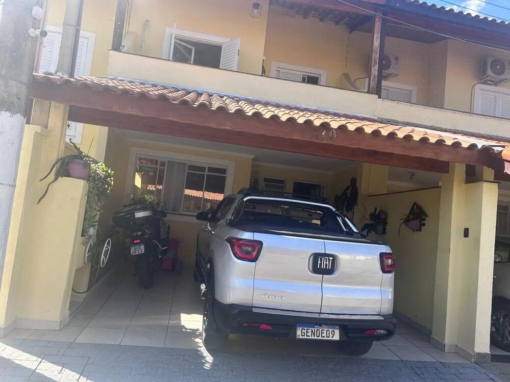 Casa de Condomínio à venda com 3 quartos, 106m² - Foto 1