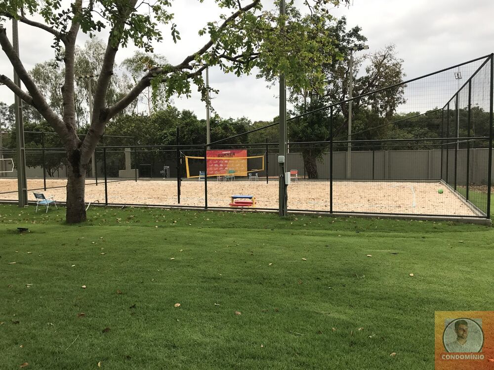 Casa de Condomínio à venda com 4 quartos, 340m² - Foto 1