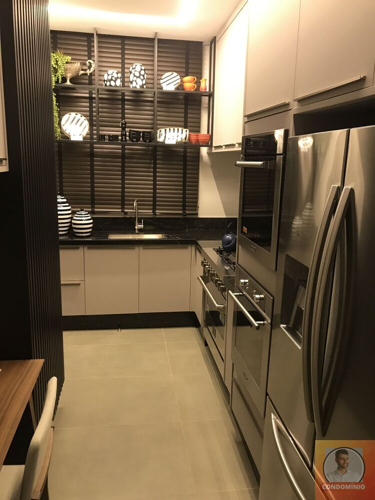 Apartamento à venda com 3 quartos, 132m² - Foto 4