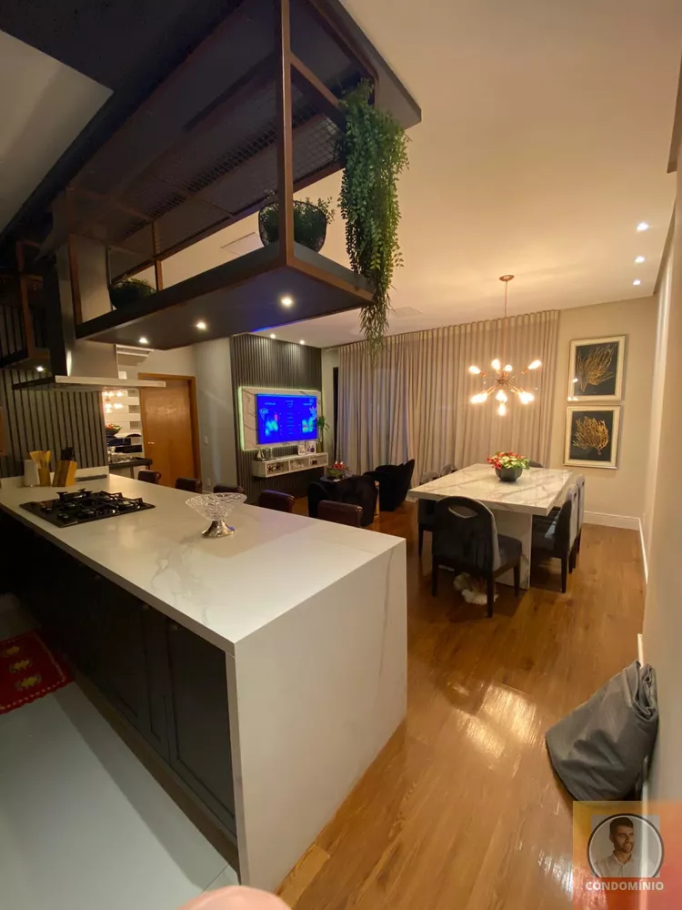 Apartamento, 3 quartos, 141 m² - Foto 1