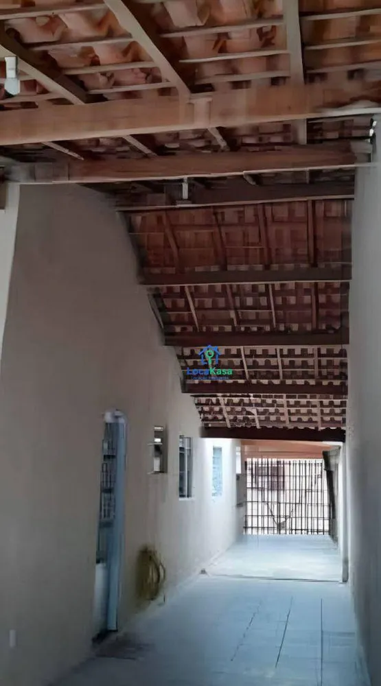Casa, 3 quartos, 233 m² - Foto 2