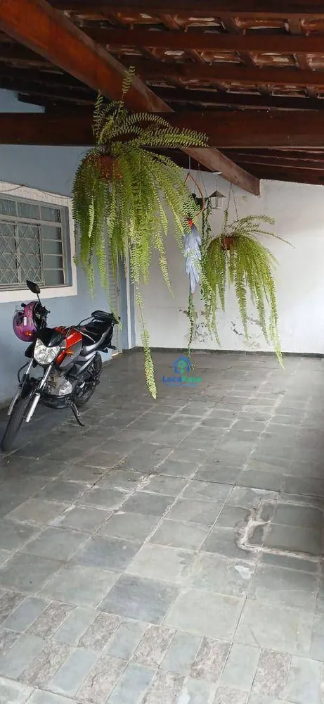 Casa, 4 quartos, 196 m² - Foto 3