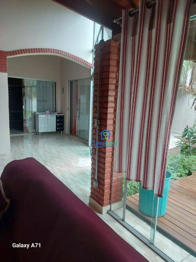 Casa, 3 quartos, 162 m² - Foto 4