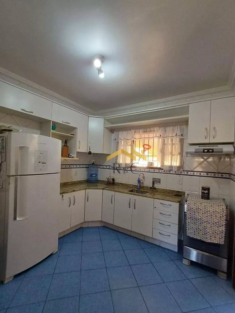 Casa, 6 quartos, 160 m² - Foto 23