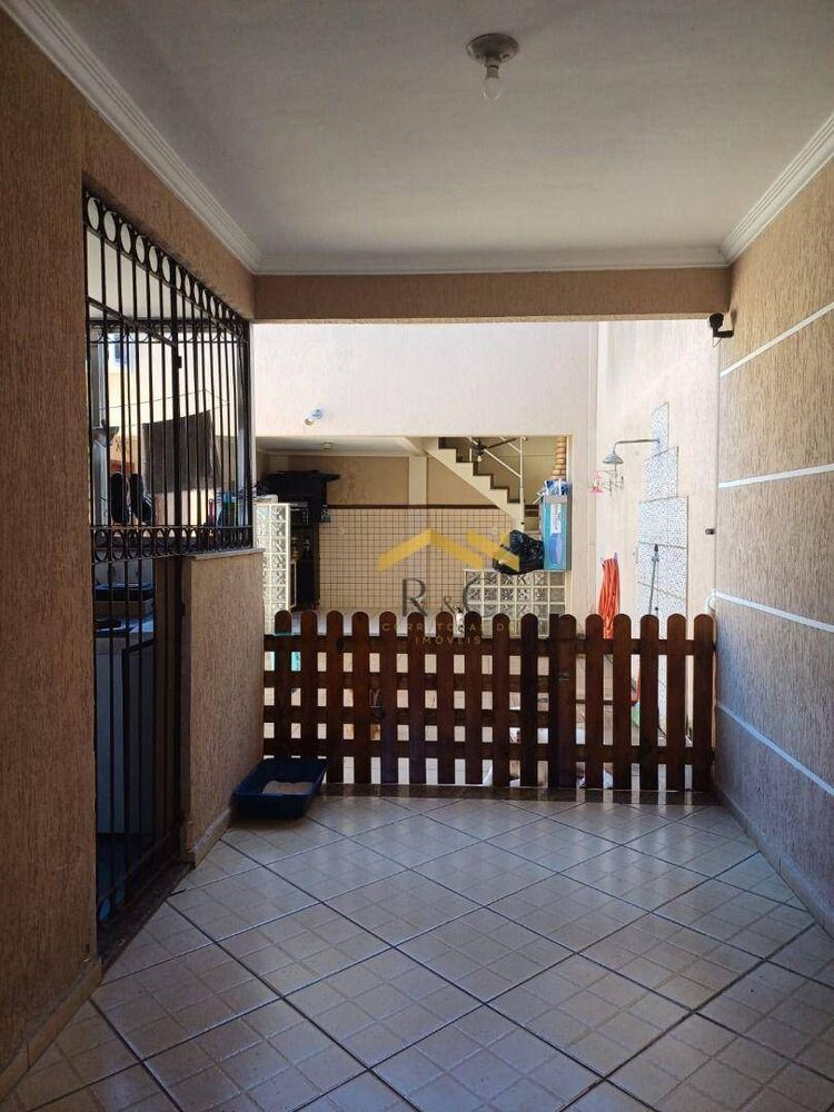 Casa, 6 quartos, 160 m² - Foto 31