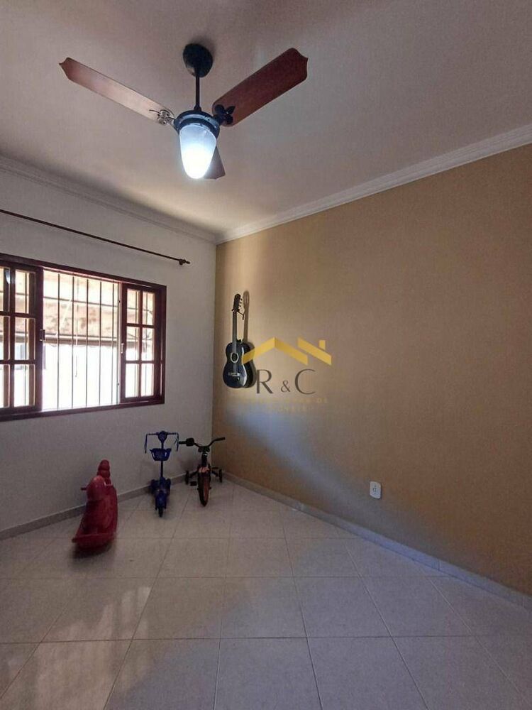 Casa, 6 quartos, 160 m² - Foto 14