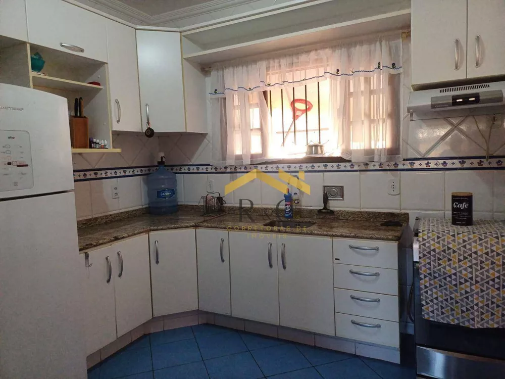 Casa, 6 quartos, 160 m² - Foto 21