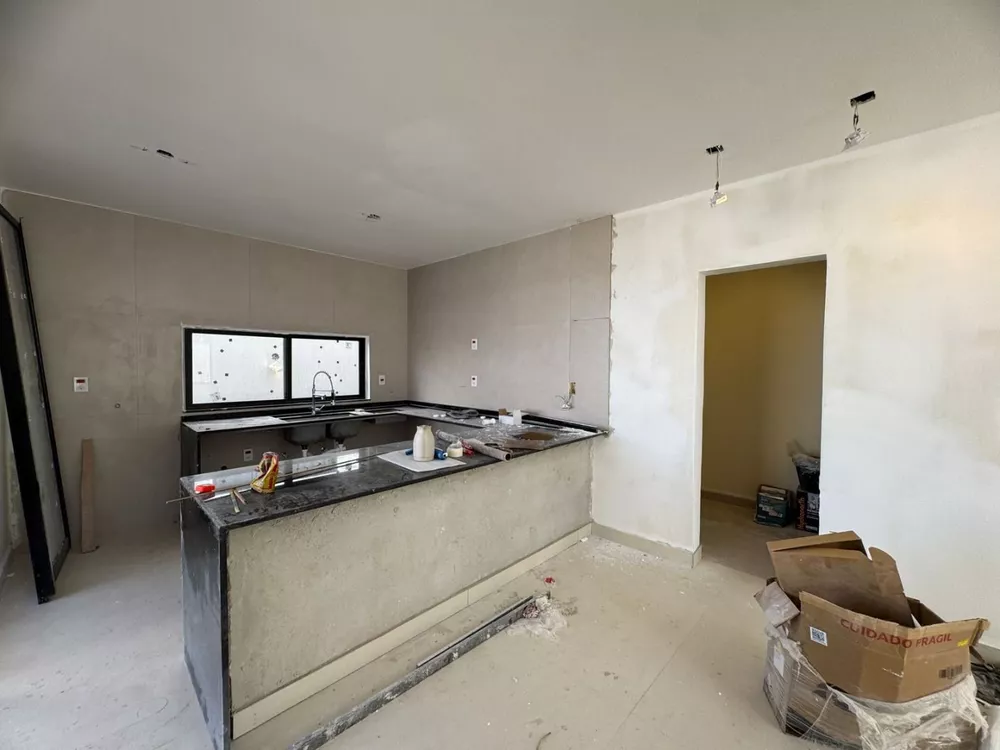 Casa, 3 quartos, 229 m² - Foto 3