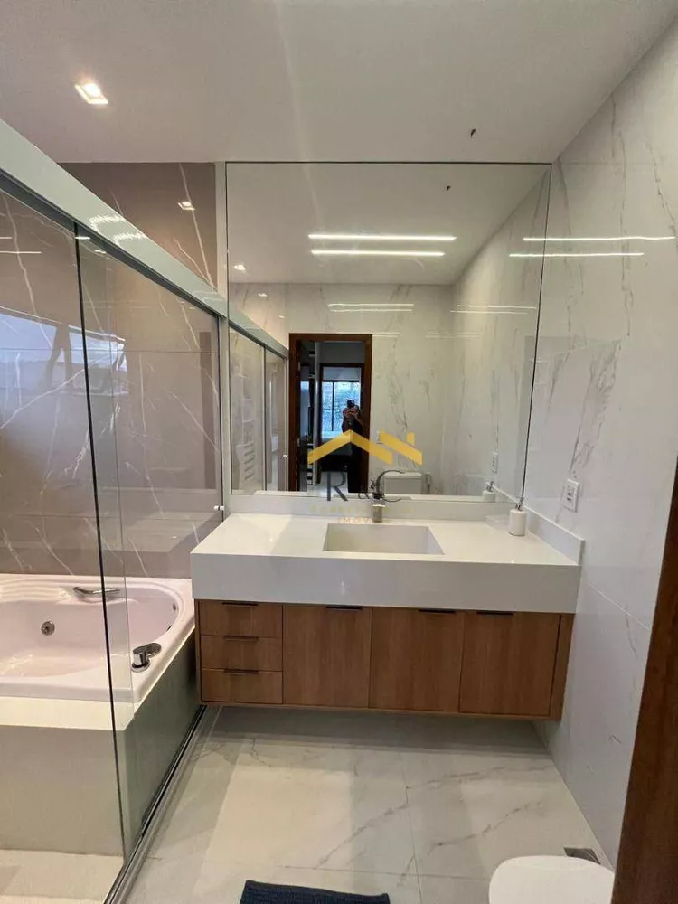 Casa, 4 quartos, 252 m² - Foto 23