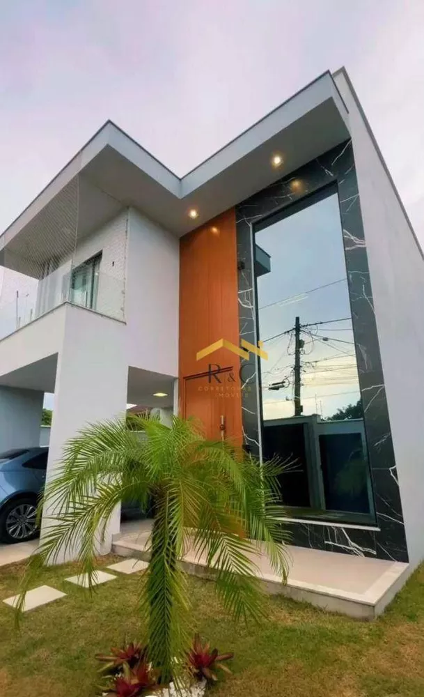 Casa, 4 quartos, 252 m² - Foto 1