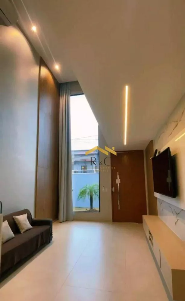 Casa, 4 quartos, 252 m² - Foto 2