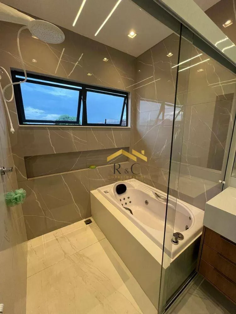 Casa, 4 quartos, 252 m² - Foto 22