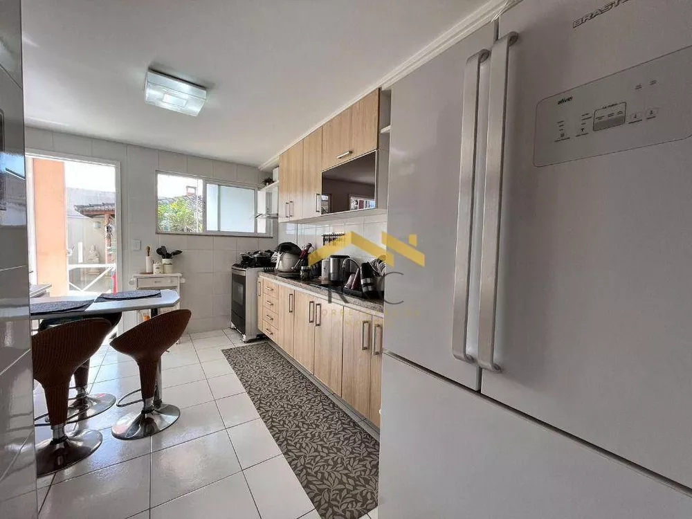 Casa, 3 quartos, 196 m² - Foto 17