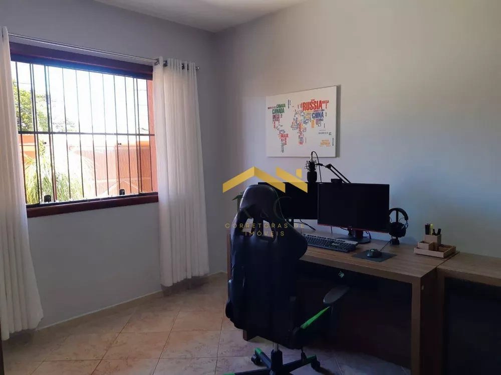 Casa, 5 quartos, 315 m² - Foto 4