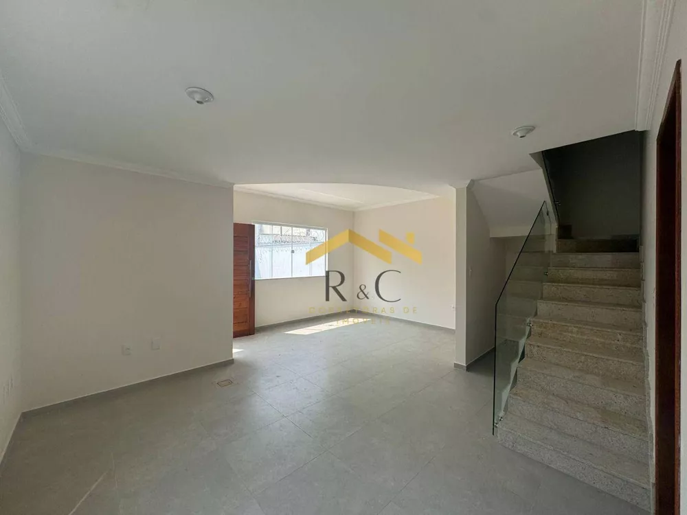Casa, 3 quartos, 108 m² - Foto 2