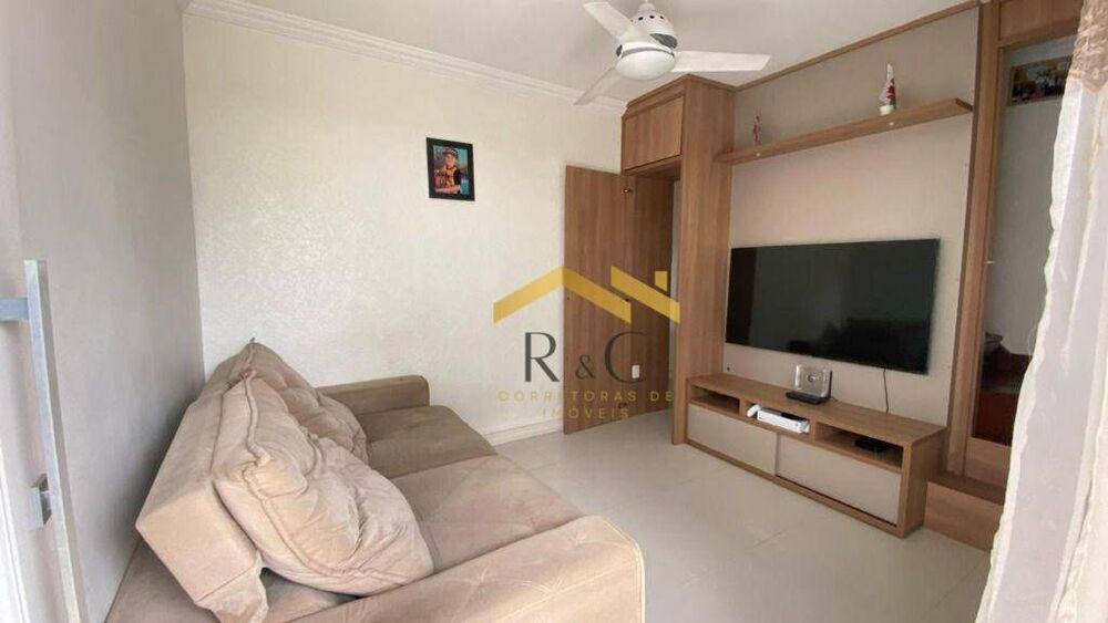Casa à venda com 2 quartos, 75m² - Foto 5