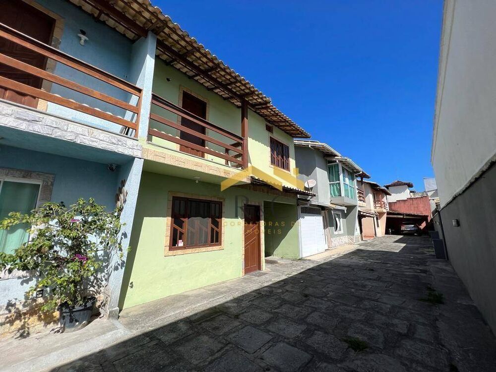Casa à venda com 2 quartos, 75m² - Foto 2