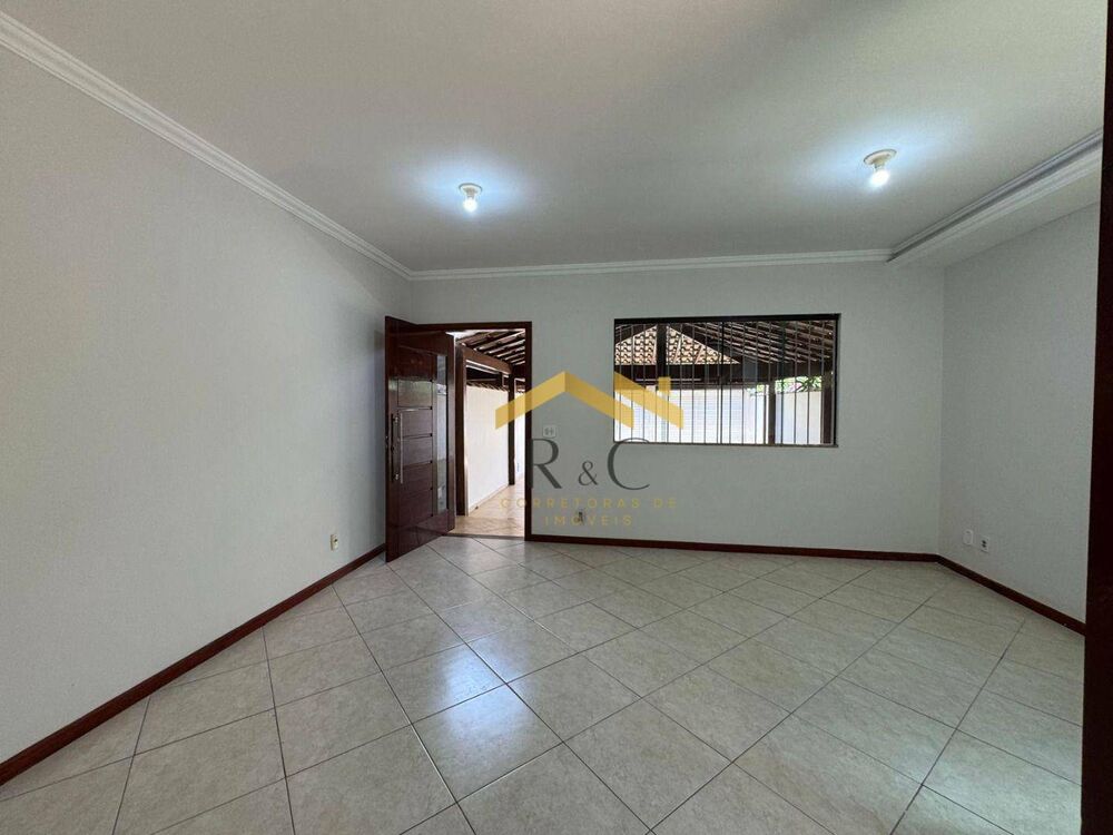Casa, 3 quartos, 180 m² - Foto 2