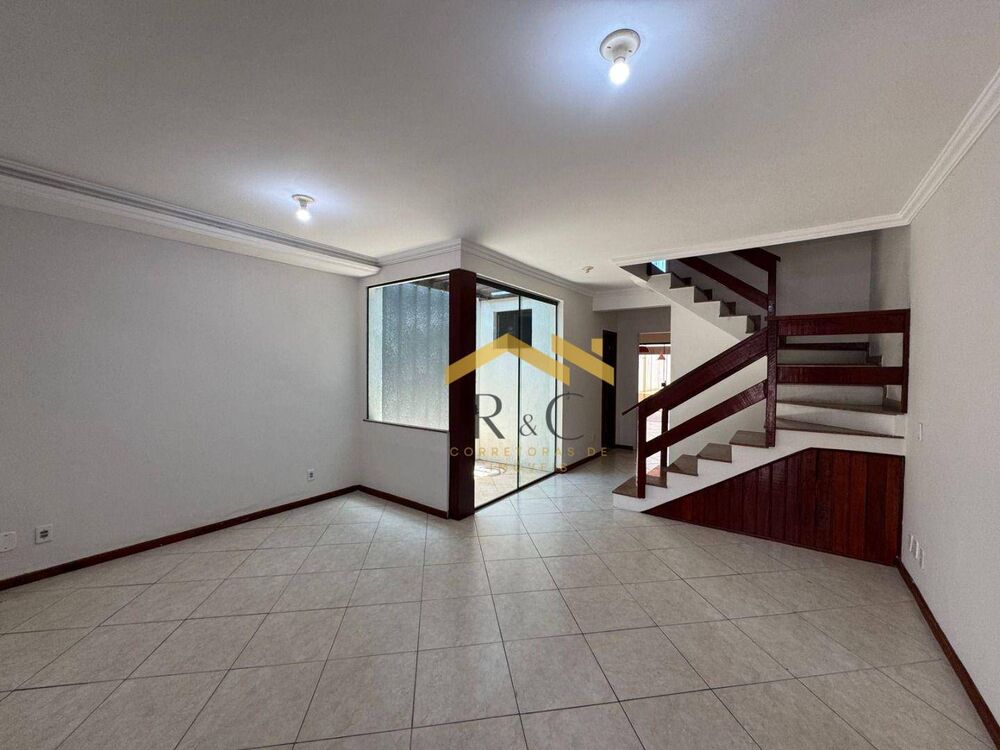 Casa, 3 quartos, 180 m² - Foto 3