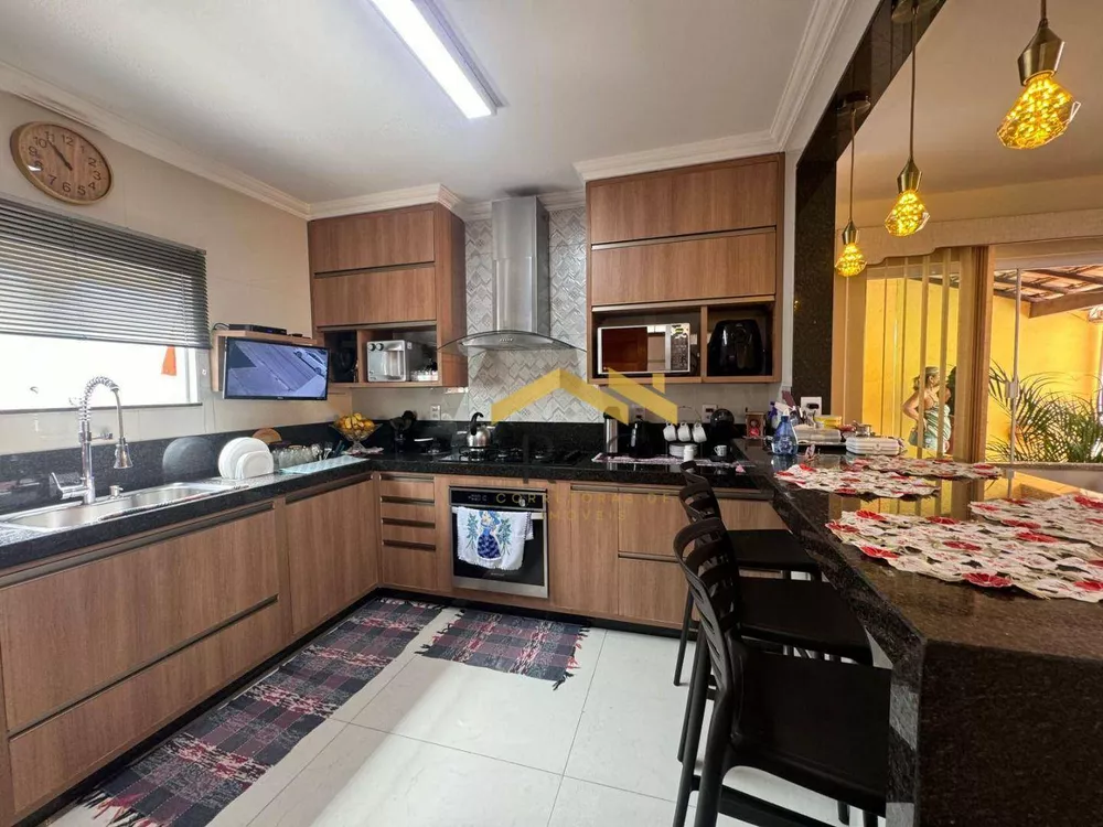 Casa, 2 quartos, 81 m² - Foto 2