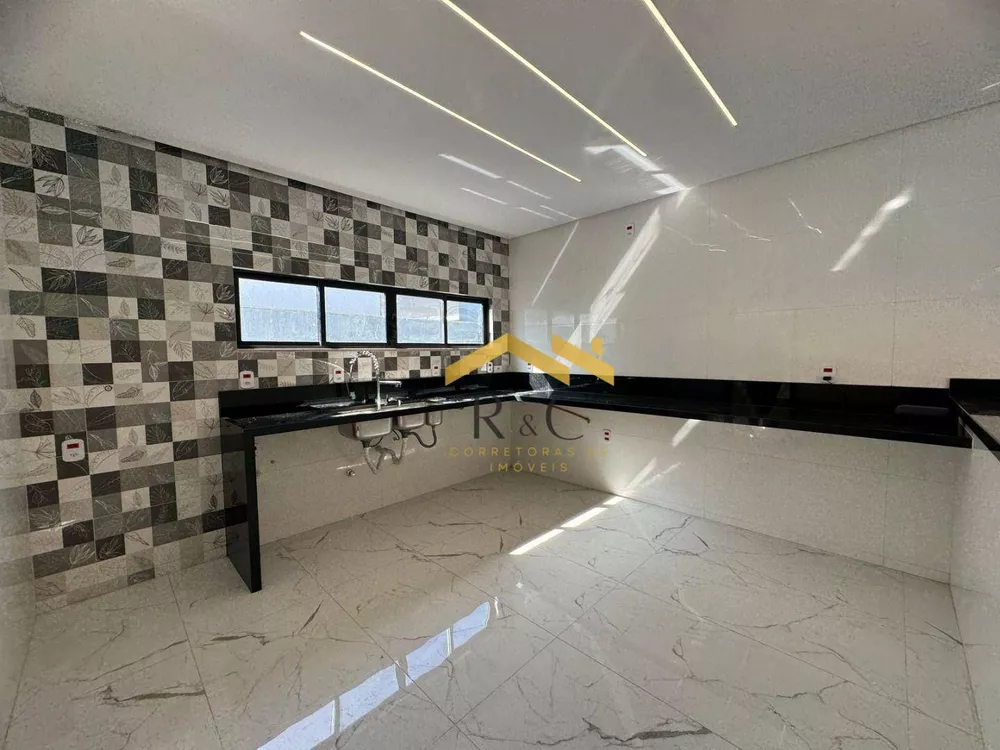 Casa, 3 quartos, 224 m² - Foto 14