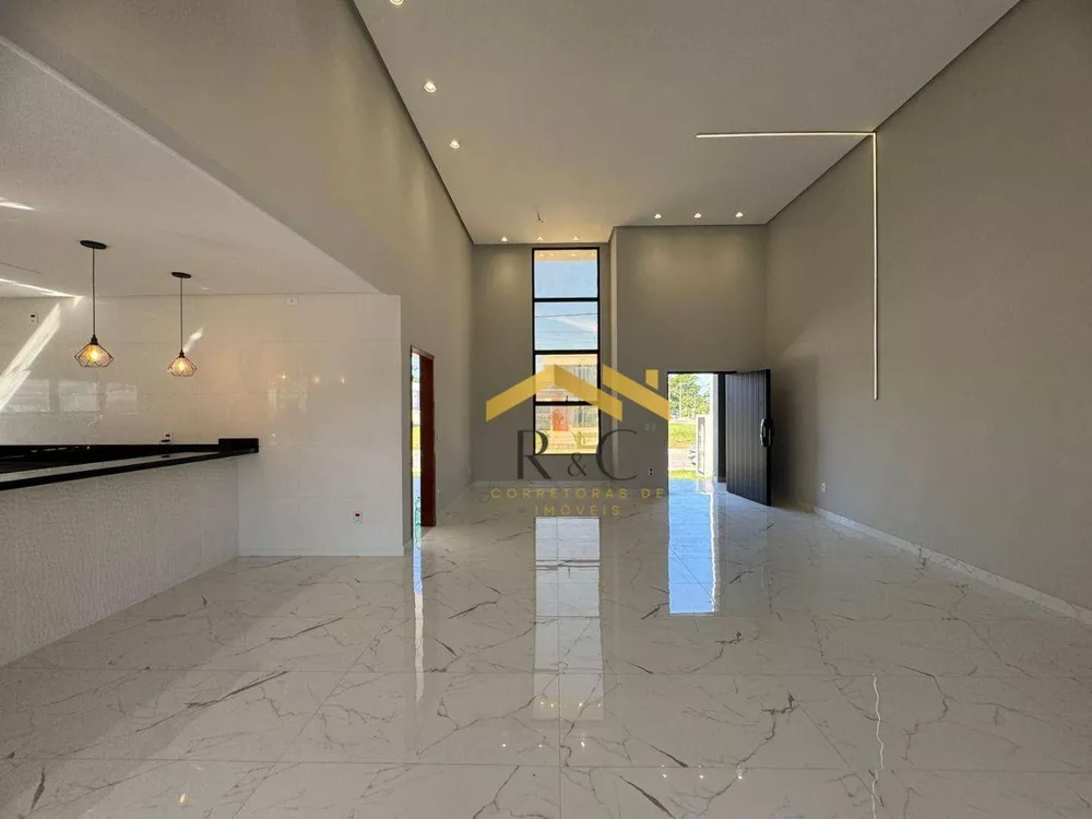 Casa, 3 quartos, 224 m² - Foto 1