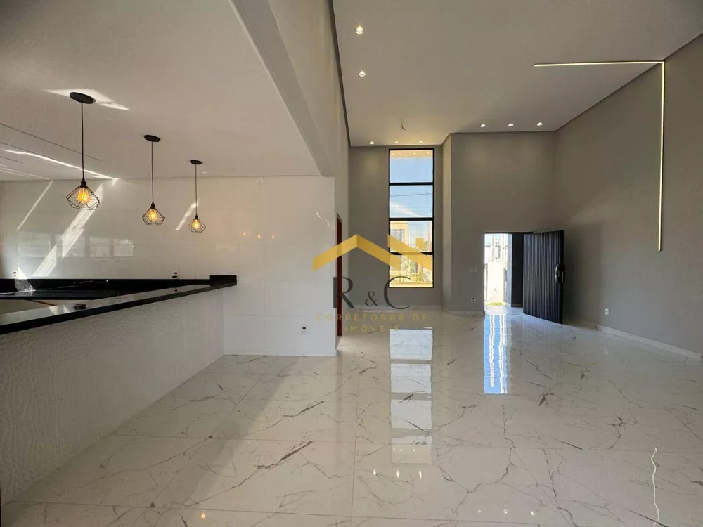 Casa, 3 quartos, 224 m² - Foto 4