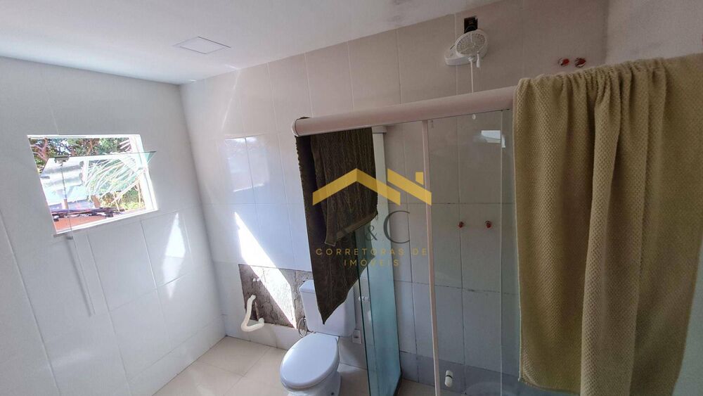 Casa à venda com 2 quartos, 150m² - Foto 2