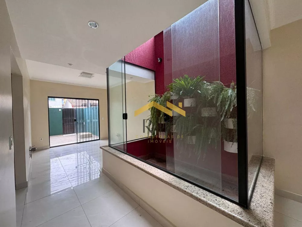 Casa à venda com 3 quartos, 147m² - Foto 3