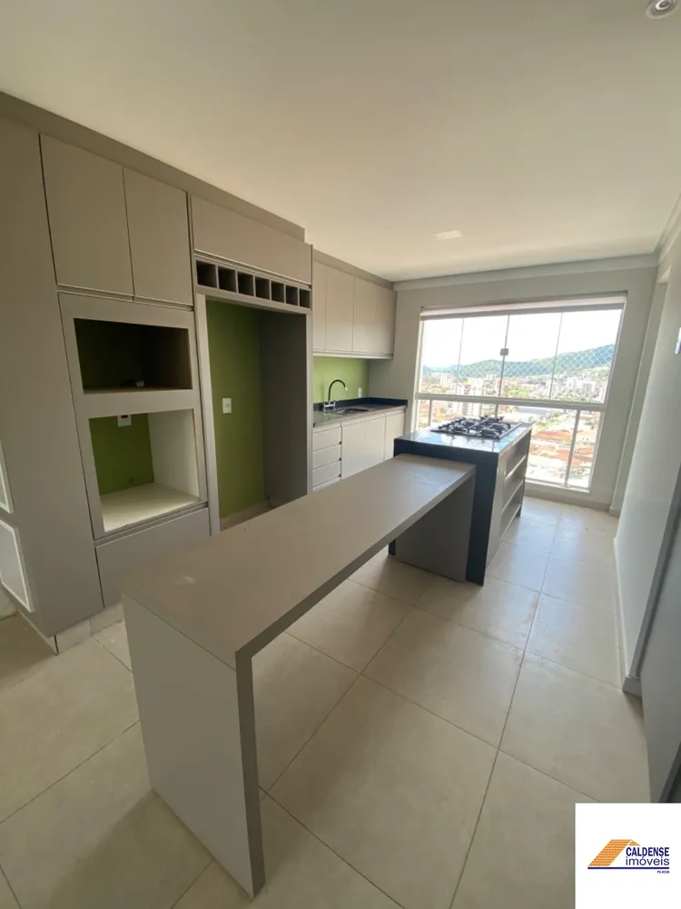Apartamento, 3 quartos, 133 m² - Foto 2