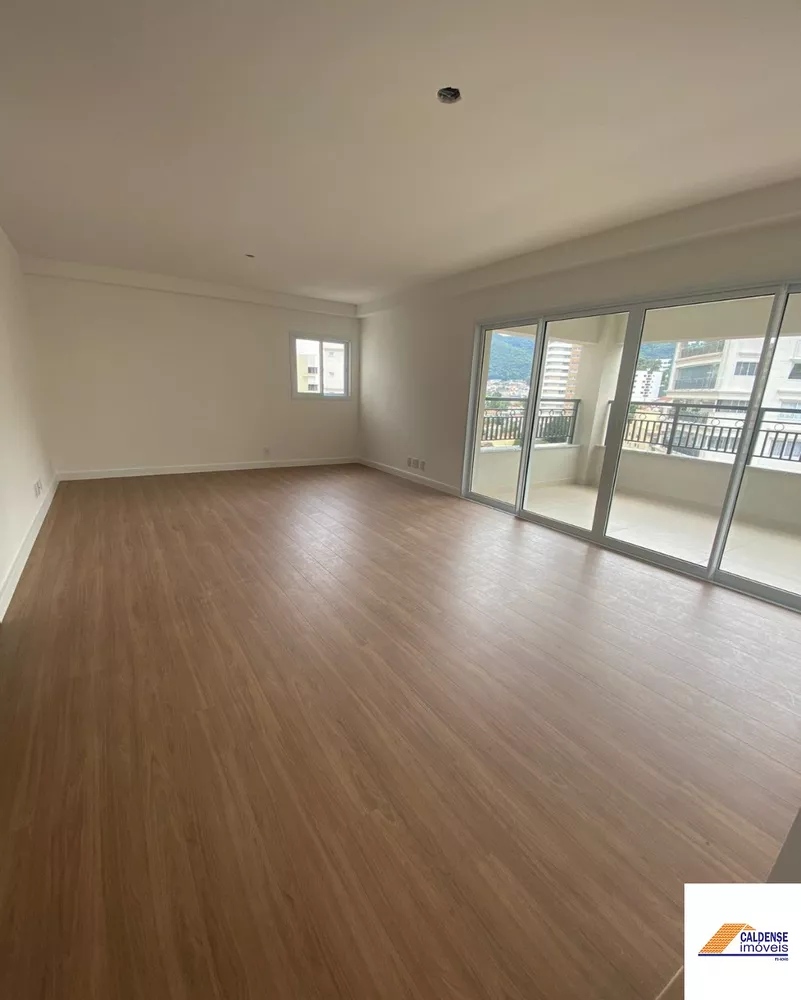 Apartamento, 3 quartos, 154 m² - Foto 1