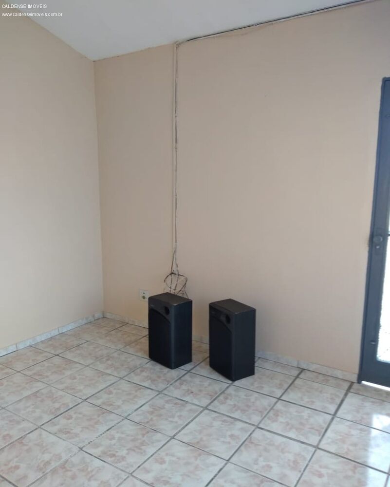 Casa, 2 quartos, 280 m² - Foto 1