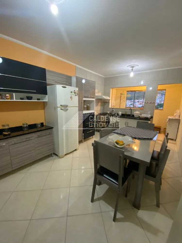 Apartamento, 3 quartos, 145 m² - Foto 2