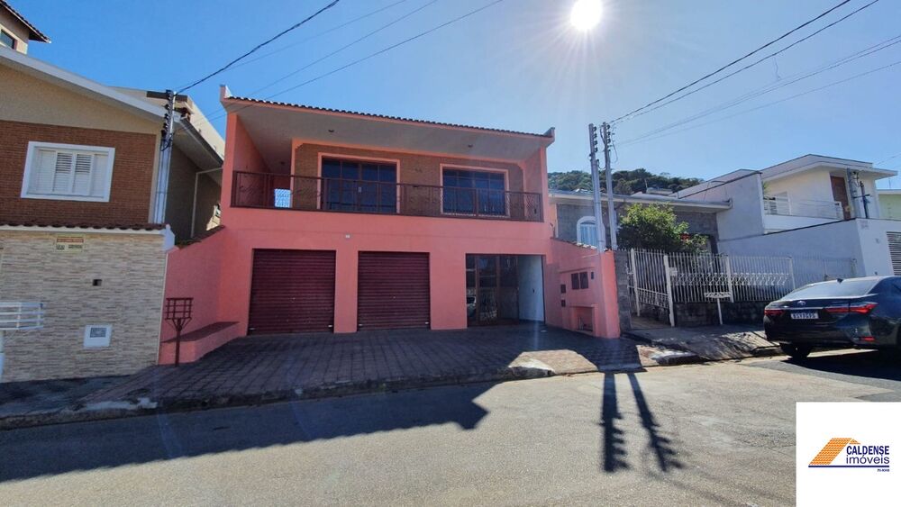 Casa, 2 quartos, 358 m² - Foto 1