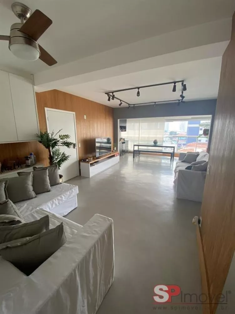 Apartamento à venda com 3 quartos, 127m² - Foto 2