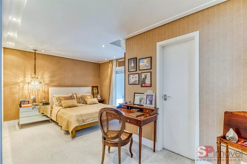 Apartamento, 3 quartos, 230 m² - Foto 2