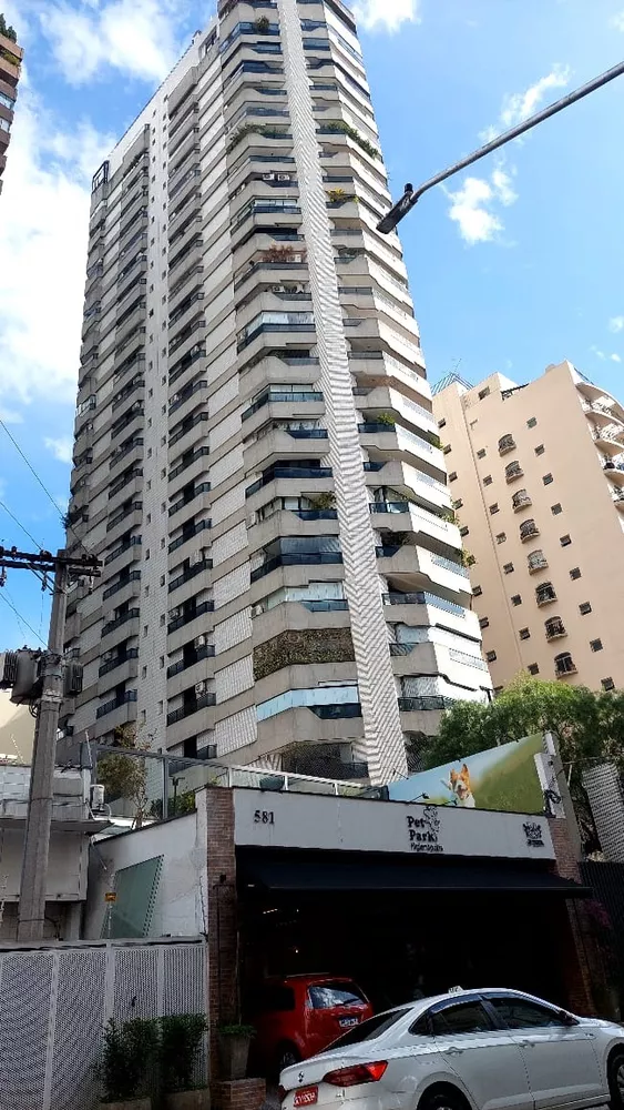 Apartamento à venda e aluguel com 3 quartos, 350m² - Foto 1