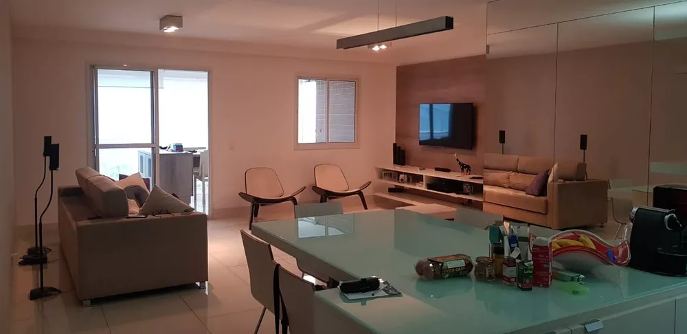 Apartamento à venda com 3 quartos, 119m² - Foto 1